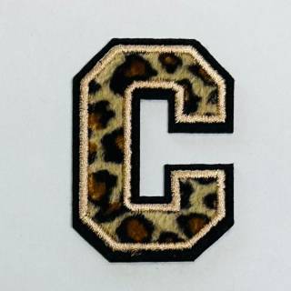 Patch it! | Design 101 | Letter: C | iron-on | 6,2x4,6 cm | leopard
