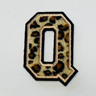 Patch it! | Design 101 | Letter: Q | iron-on | 6,2x4,8 cm | leopard