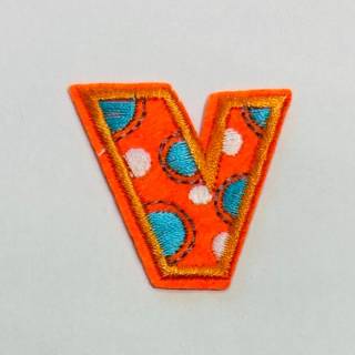 Patch it! | Design 102 | Letter: V | iron-on | 4x4,4 cm | orange