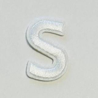 Patch it! | Design 104 | Letter: S | iron-on | 4x2,8 cm | white