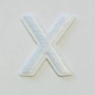 Patch it! | Design 104 | Letter: X | iron-on | 4x3,5 cm | white