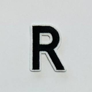 Patch it! | Design 106 | Letter: R | iron-on | 4x3 cm | black