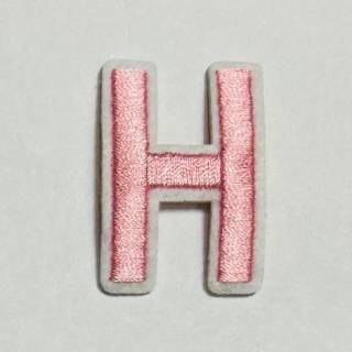Patch it! | Design 112 | Letter: H | iron-on | 4x2,2 cm | pink