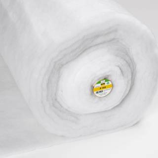 Volume Fleece P 145, Vlieseline®, flame-retardant, 58% recycled polyester fibres 42% PES, for sewing in, 150 cm, 140 g/m², white
