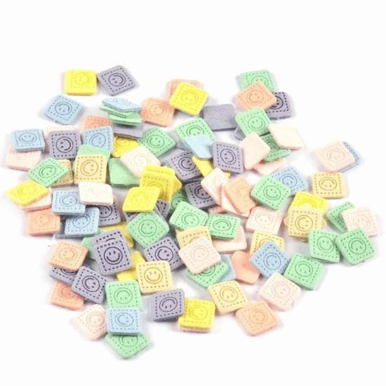 Aufnäher | viereckig | Lächeln | 13,7mm | verschiedene Farben