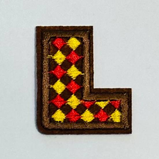 Patch it! | Design 102 | Letter: L | iron-on | 4x3,5 cm | brown