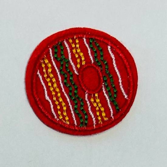 Patch it! | Design 102 | Letter: O | iron-on | 4x4 cm | red