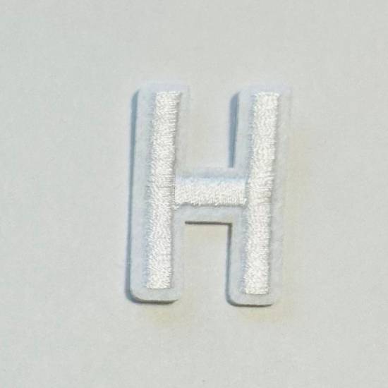 Patch it! | Design 104 | Letter: H | iron-on | 4x2,2 cm | white