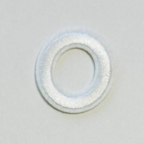 Patch it! | Design 104 | Letter: O | iron-on | 4x3,6 cm | white