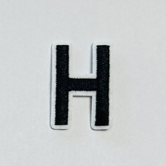 Patch it! | Design 106 | Letter: H | iron-on | 4x2,2 cm | black