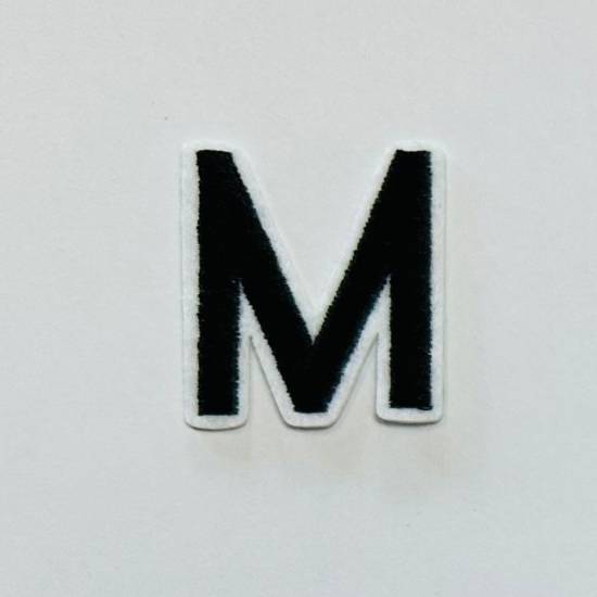 Patch it! | Design 106 | Letter: M | iron-on | 4x3,5 cm | black