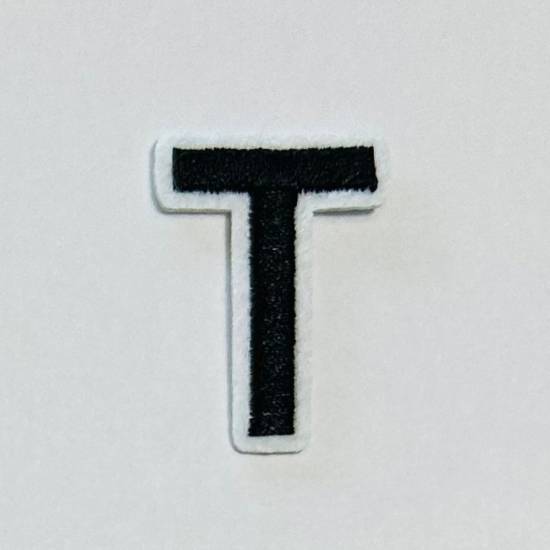 Patch it! | Design 106 | Letter: T | iron-on | 4x3 cm | black