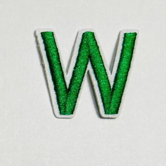 Patch it! | Design 107 | Letter: W | iron-on | 4x4,4 cm | green