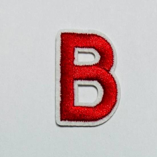 Patch it! | Design 108 | Letter: B | iron-on | 4x2,2 cm | red