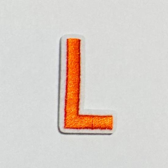 Patch it! | Design 109 | Letter: L | iron-on | 4x2,2 cm | orange