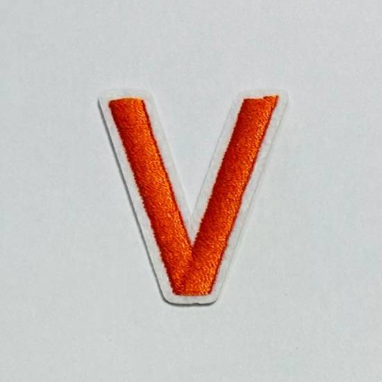 Patch it! | Design 109 | Letter: V | iron-on | 4x3,6 cm | orange