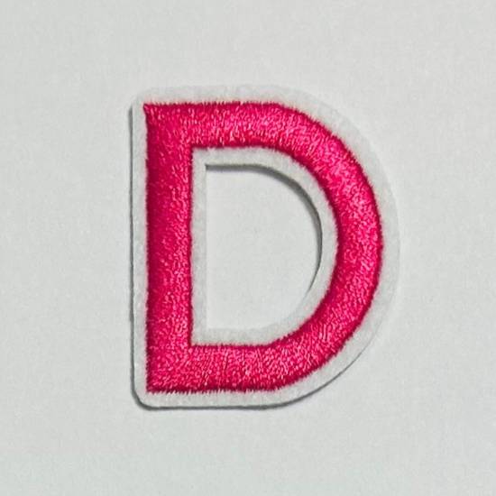Patch it! | Design 111 | Letter: D | iron-on | 4x3,3 cm | bright pink