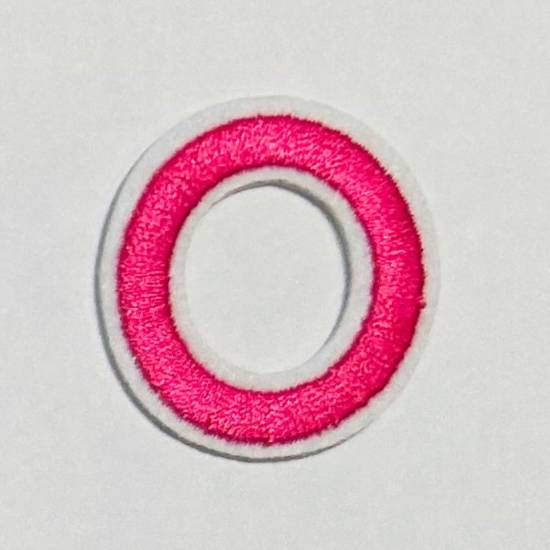 Patch it! | Design 111 | Letter: O | iron-on | 4x3,6 cm | bright pink