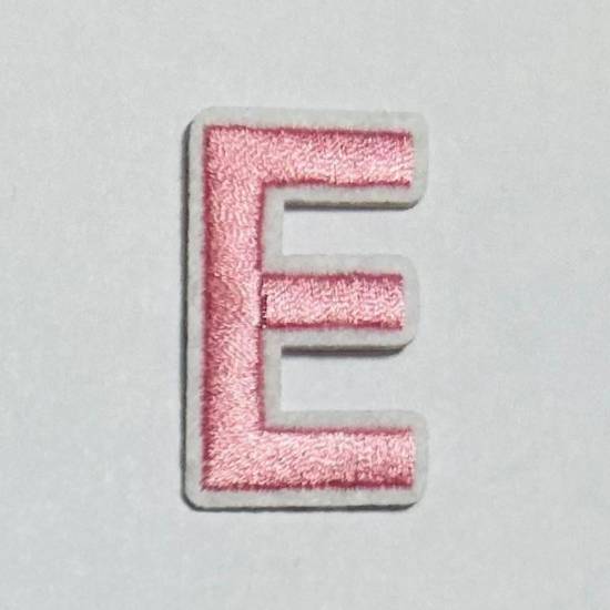 Patch it! | Design 112 | Letter: E | iron-on | 4x2,3 cm | pink